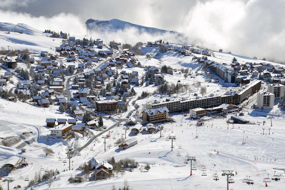 On the road: La Toussuire from Saint-Jean-de-Maurienne
