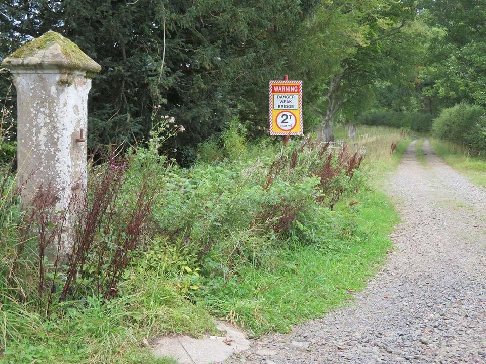 Track to Riddell from the B6400