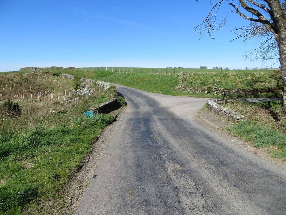 Junction of roads at Barnshalloch Bridge
