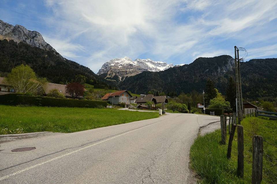 On the road: Col de la Forclaz (Talloires-Montmin) from Talloires