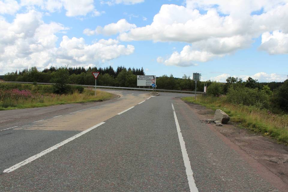 Approaching the A70 from the B7078