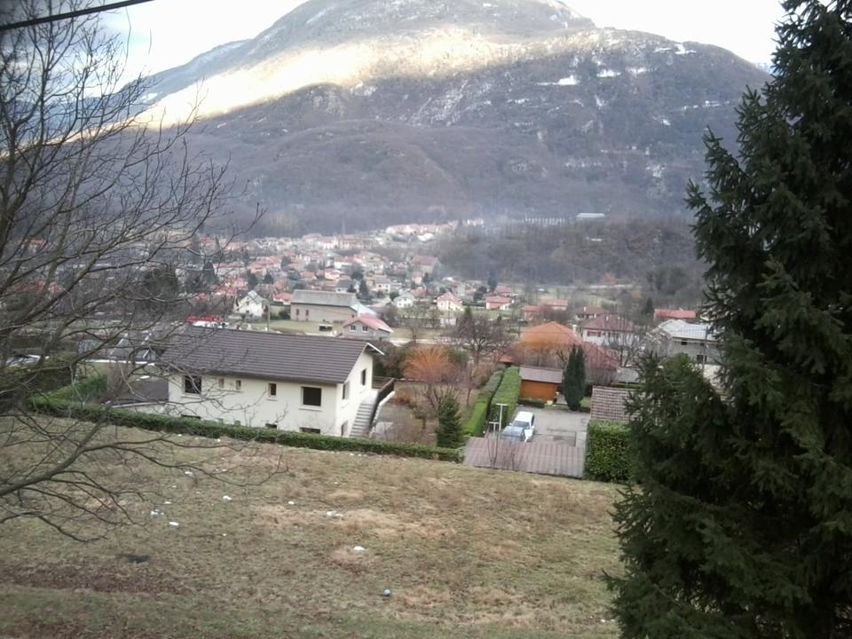 Saint-Pierre-de-Mésage (38) : Vue sur Le Péage-de-Vizille (38).